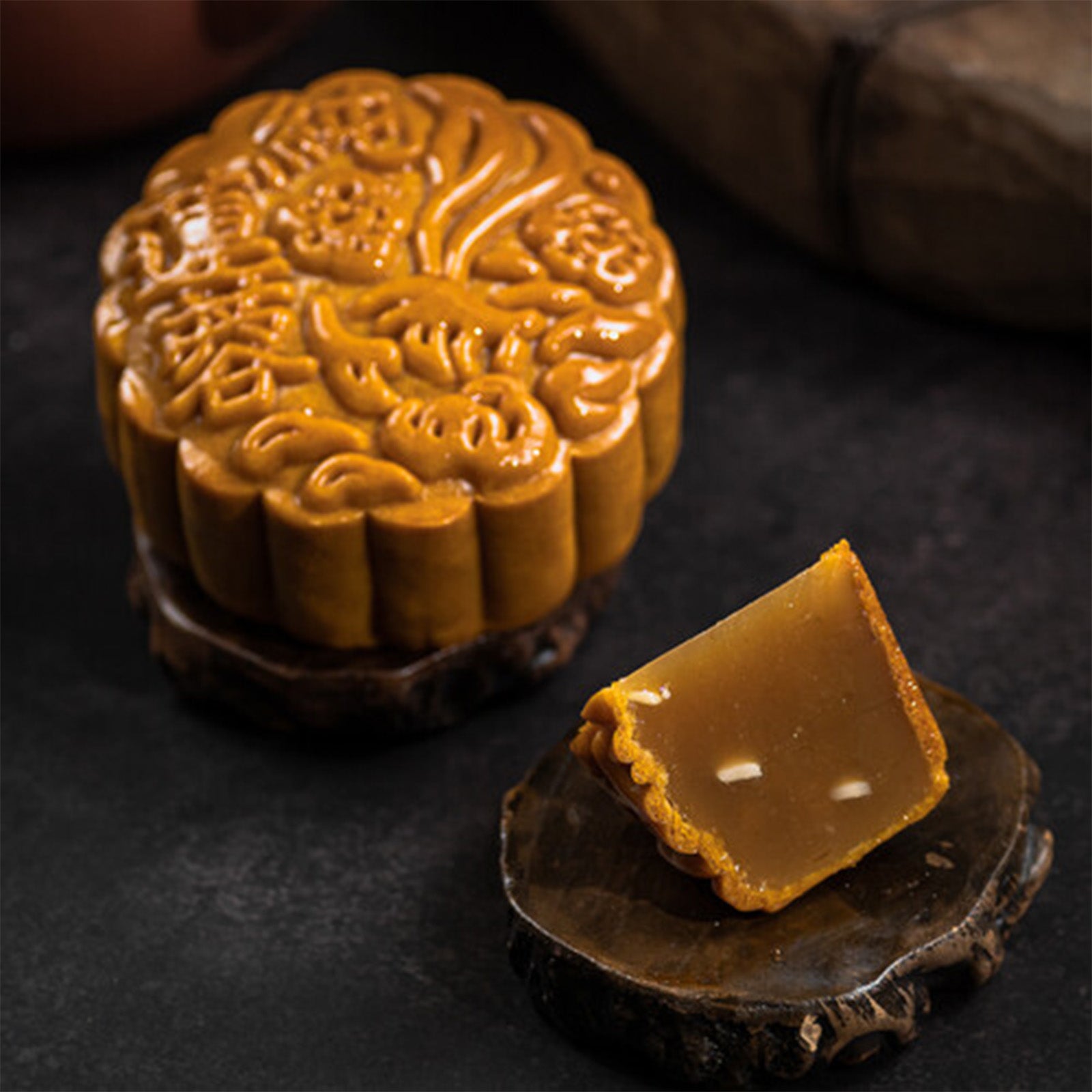 Fai Fong Lotus Pandan Mooncake 180g